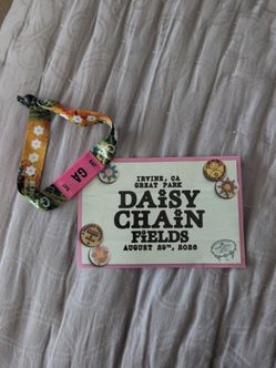 DIASY CHAIN Fields ticket