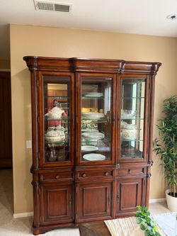 China hutch