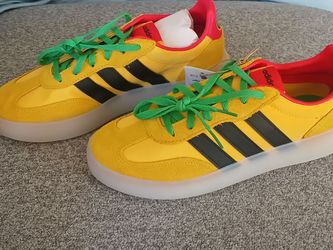 BOB MARLEY ADDIDAS 6 1/2 youth