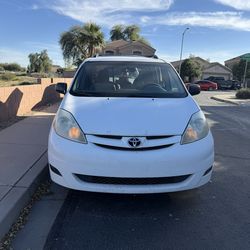 2009 Toyota Sienna