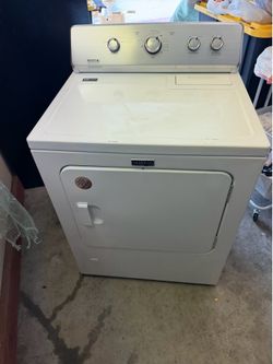 MAYTAG DRYER