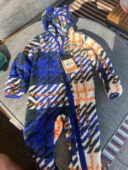 The North Face baby onesie Campshire 2 available