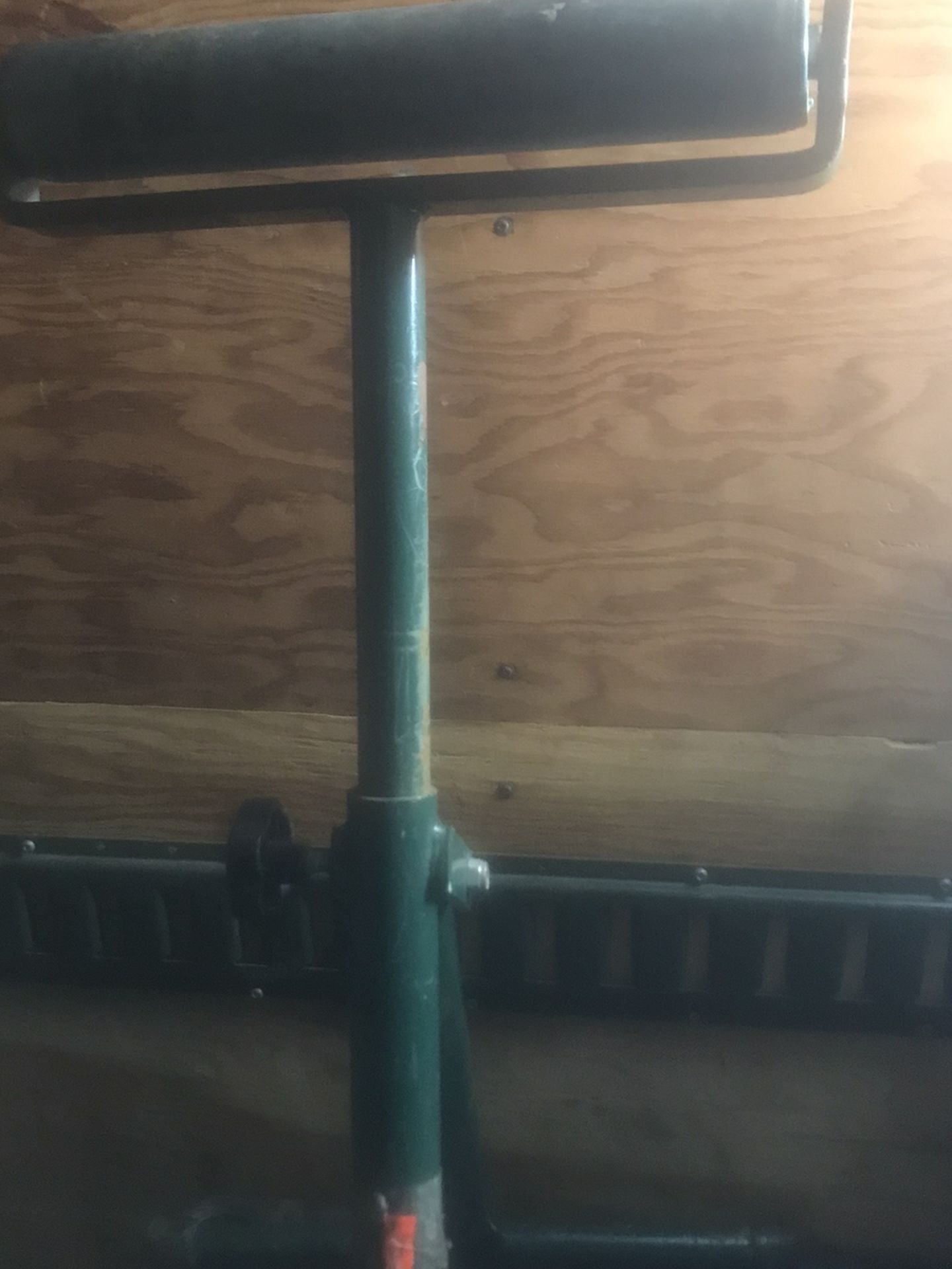 Eolling Saw Horses The Are A Great Makes Cutting Long Boards Or Sidind Easy To Cut On A Table Saw Or Miter