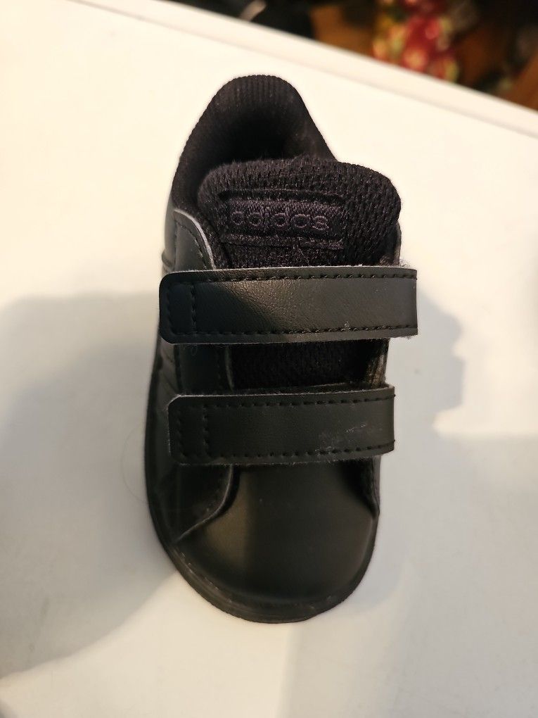 Adidas Toddler Shoe Size 4k
