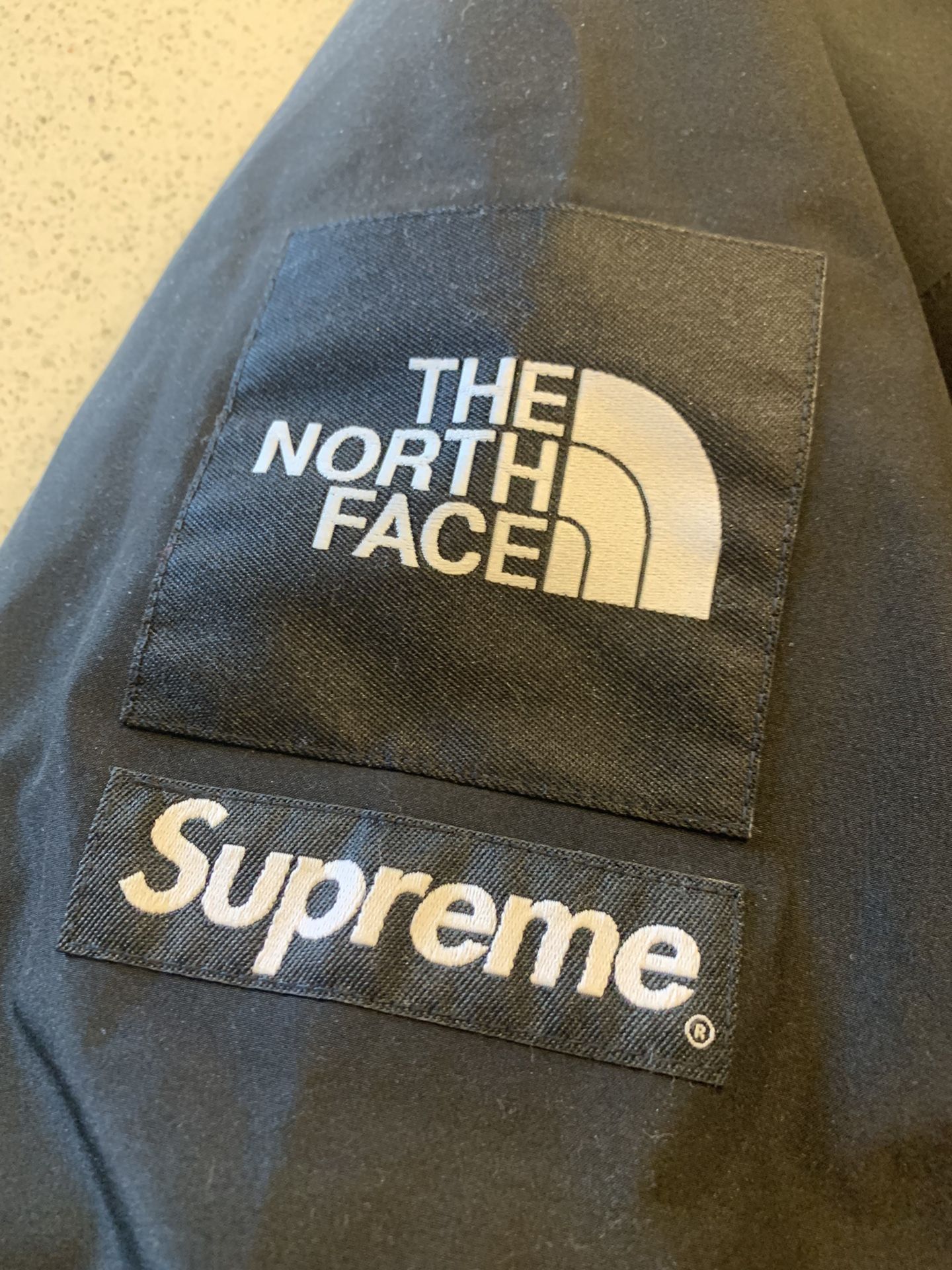 Supreme x TNF Mountain Jacket
