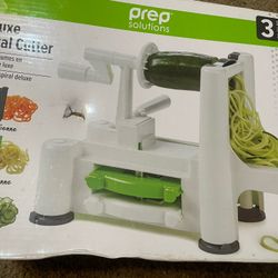 Deluxe Spiral Cutter