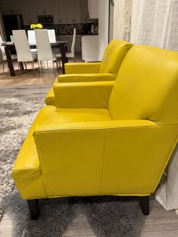 Accent chairs