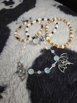 Set of four Stackable Bracelets
