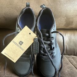 Shoes Black New size 6.5 US women shoes 23.5 cm