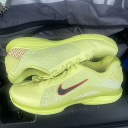 Nike Hyper smash 11.5