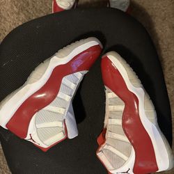 Jordan 11 Cherry (Sz1)