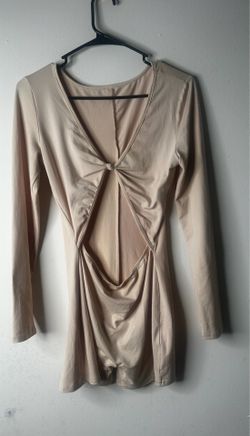 Long sleeve short romper