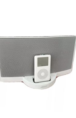 BOSE SOUNDDOCK MUSIC/AUDIO SYSTEM WITH 20 GB IPOD