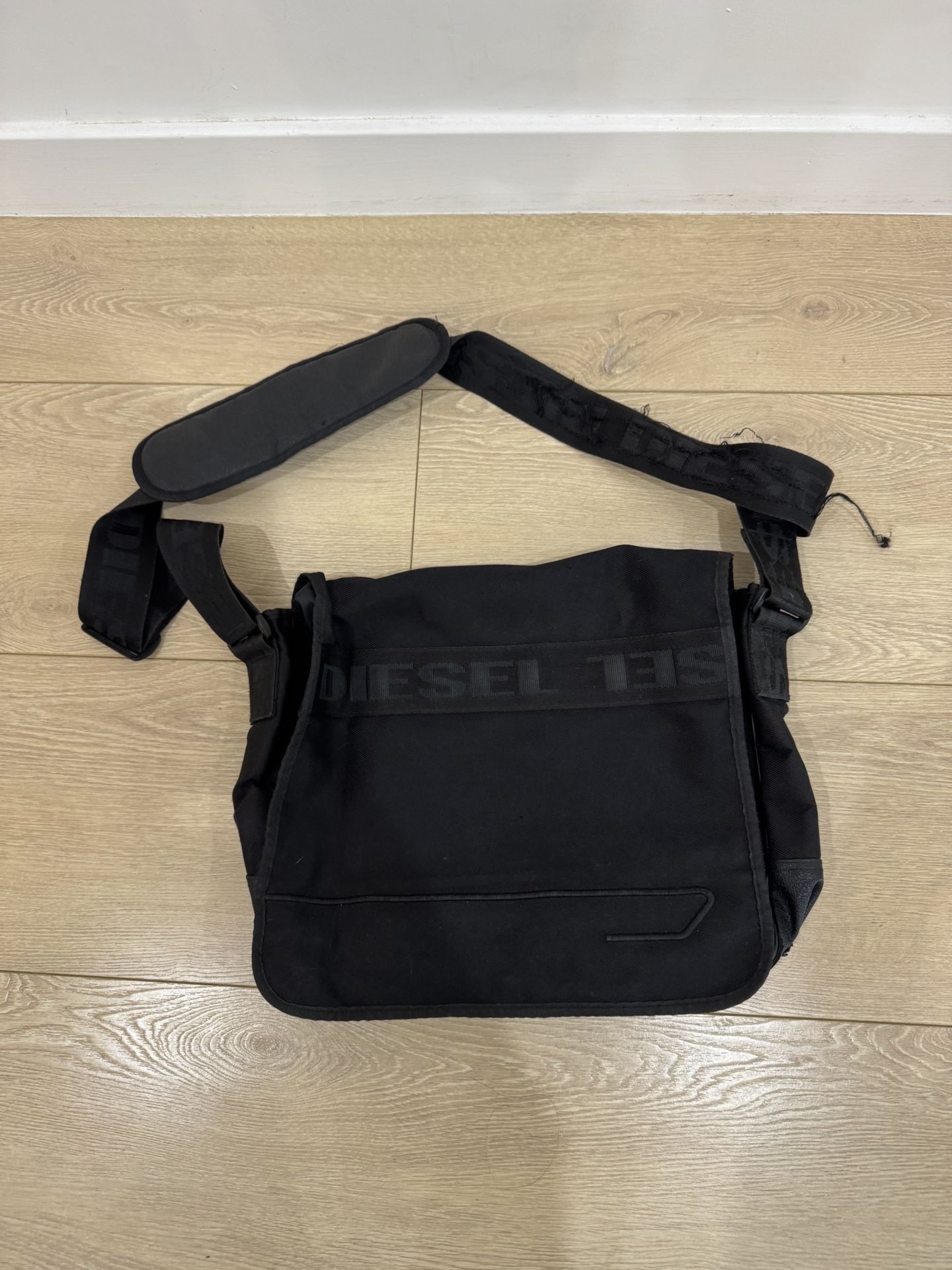 Diesel Messenger Bag Black Adjustable Strap