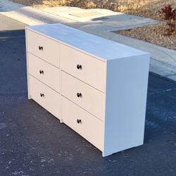 Furniture Dresser 6 Drawers* FREE LOCAL DELIVERY 