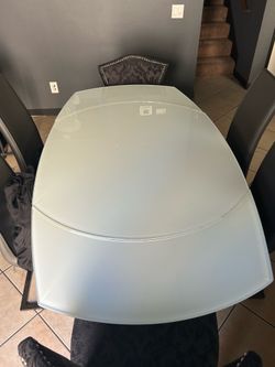 4 chair and dinning table
