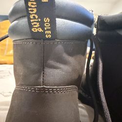 Never Worn Dr Marten Boots Women’s 8