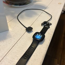 Fitbit Versa 3