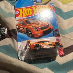 Hot Wheels 16 Cadillac ATS-v R