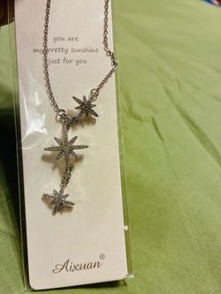 Aixuan Silver Star Pendant Necklace