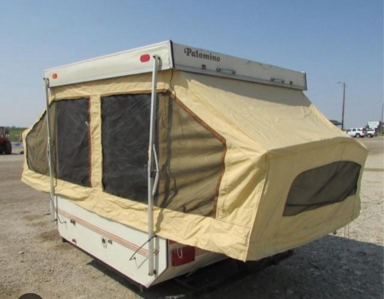 1985 Palomino pop-up trailer