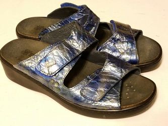 Helle Comfort 150 dollar European sandals sz 38 ladies