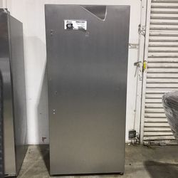 Frigidaire Refrigerator 