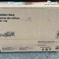 toddler bed 