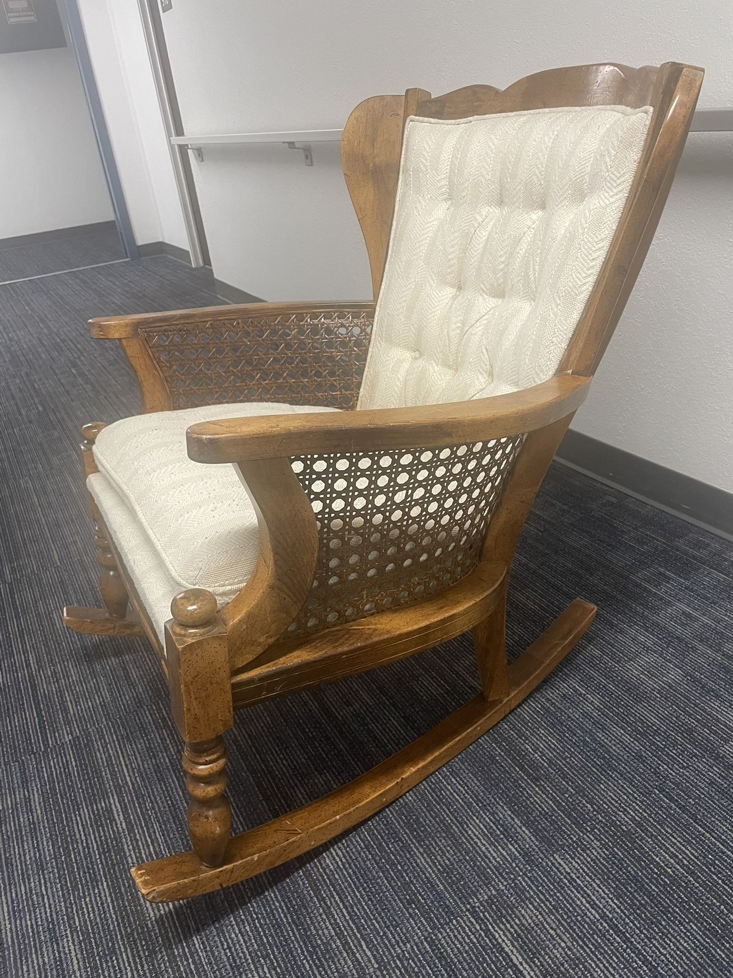 Beautiful Colonial Rocking Chair