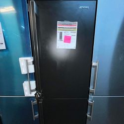 SMEG, 28 In Freestanding Bottom Mount Refrigerator 