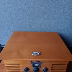 RCA - Chaplin 3-Speed Turntable with CD Player, AM/FM Radio