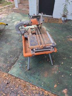 RIDGID Wet Tile Saw with Stand