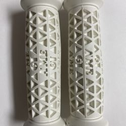 Old school White GT Ame Bmx NOS