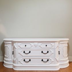 Beautiful Ornate Decorative Console Dresser