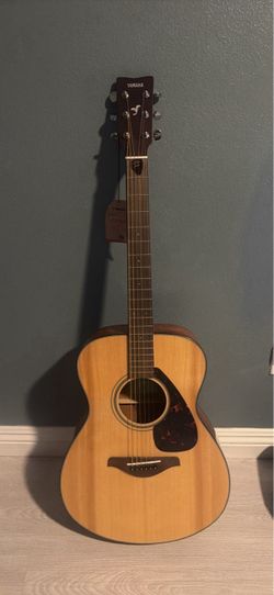 Yamaha Guitar