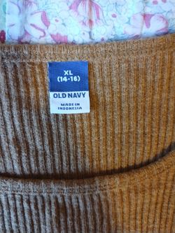 Girls Old Navy crop tops, 14/16