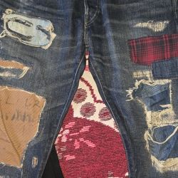 4 Pairs Of Jeans 2 Black Levi's And 2 Polo Denim