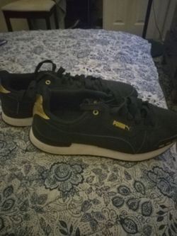 Women's shoes