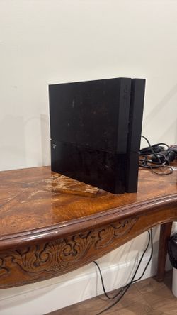 Ps4 + Controllers