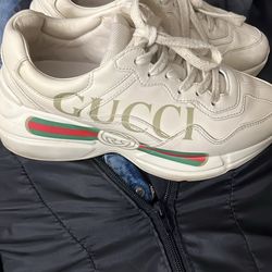 Gucci Sneakers 