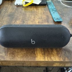 Beats Pill Wireless Bluetooth Speaker