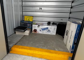 Auction Unit 79 3/1 - Trading Cards, Sega Genesis, Office Supplies