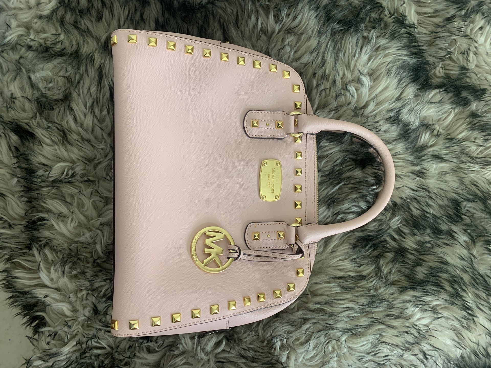 Michael kors gold studded purse hotsell