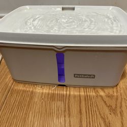 EUC PetSafe Viva Pet Indoor Water Fountain with Ultra Quiet Pump for Dogs and Cats, 140 fl. oz