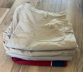 Men’s CARHARTT Shorts size 46 - very good condition
