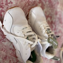 Reeboks Women’s Sneakers Size 8. Never Worn, Tags Still On 