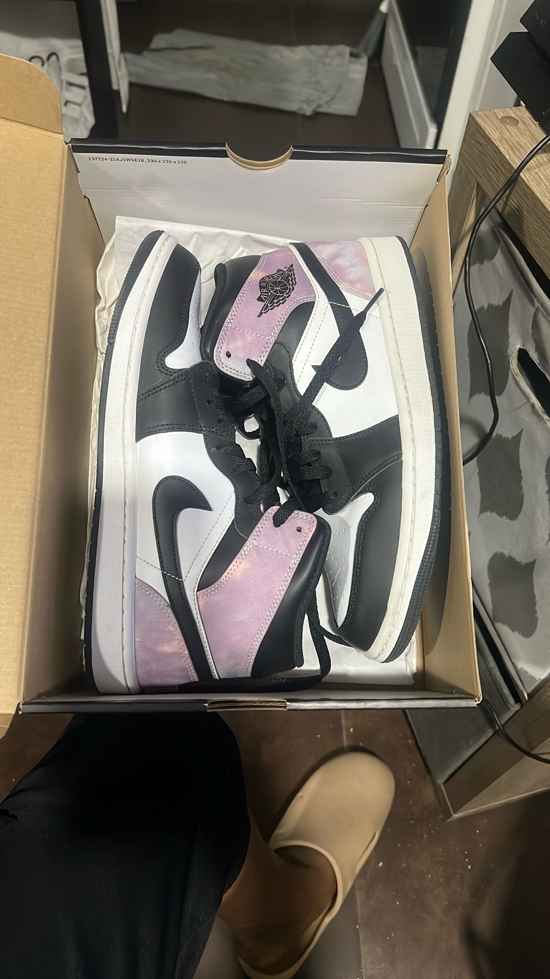 Air Jordan 1 Mid