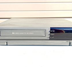 GE VG2021 VCR VHS Cassette Recorder