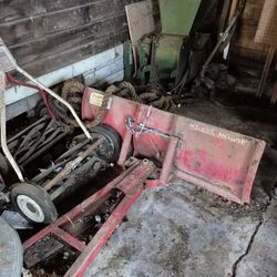 Pickers Dream! Various Old Farm Supplies