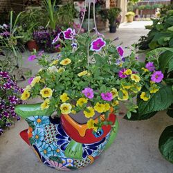 Talavera Open Mouth Medium Size Fish Clay Pots. Planters. Plants. $55 cada una.